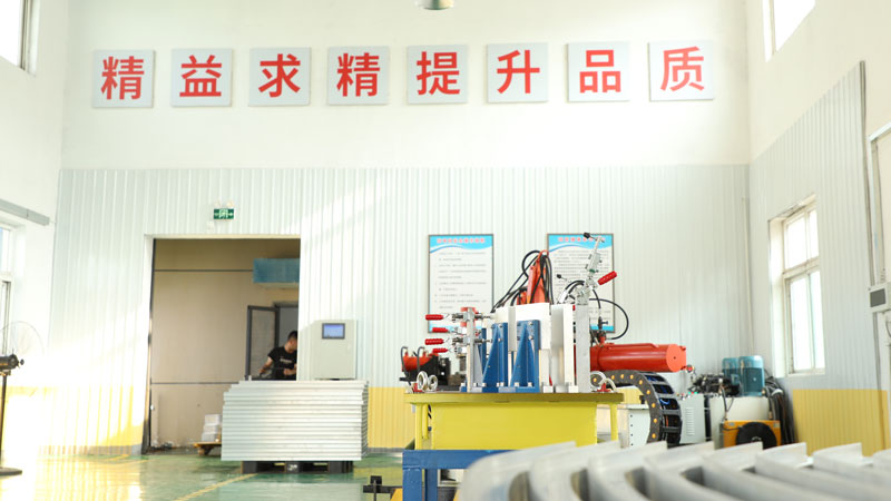 淺談型材拉彎機卷制板材的方法！